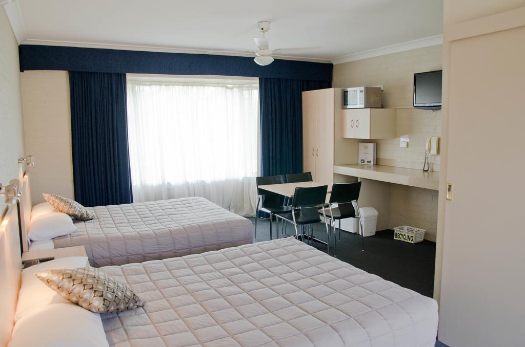 Baybrook Motor Inn Muswellbrook Exterior photo